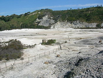 TRAGEDIA DELLA SOLFATARA A POZZUOLI, SABATO I FUNERALI